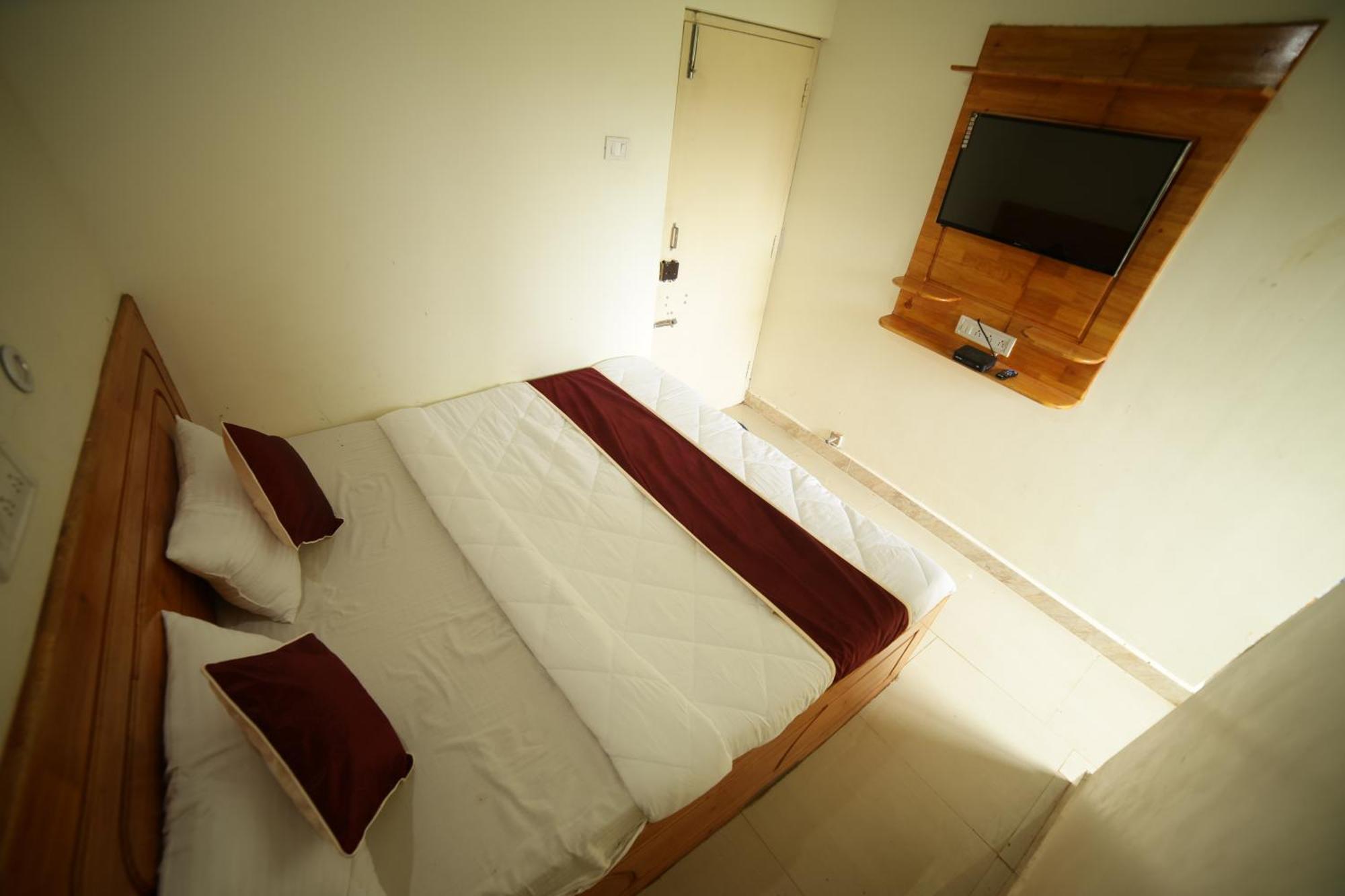 Naksha Tree Hotels - Yelagiri Ngoại thất bức ảnh