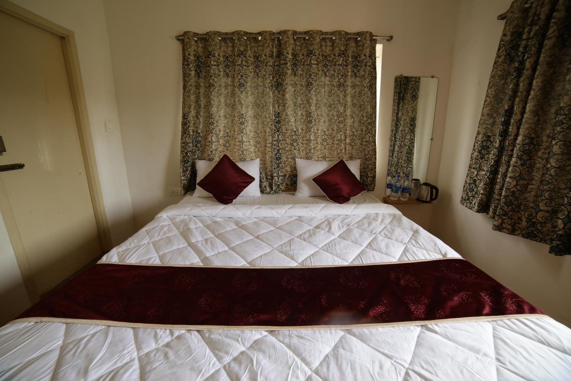 Naksha Tree Hotels - Yelagiri Ngoại thất bức ảnh